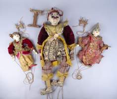 Asiatique : 3 marionnettes à ficelles