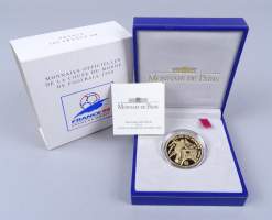 Collection : pièce de monnaie France monnaie de Paris 100FF en or Coupe du Monde de Football 1998 Tirage à 40000 exemplaires