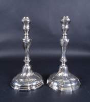 Argenterie: paire de chandeliers poinçon de Mons 1773 H:27cm 600gr