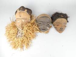 Africain: Masques Mpende Congo (3pcs)