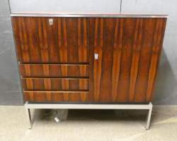 Meuble : Bar/ cabinet en palissandre et monture chromé circa 1970