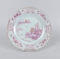 Asiatique : assiette en porcelaine de Chine 18eS famille rose