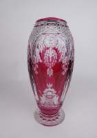 Verrerie : Vase en cristal taillé signé Val Saint Lambert rouge et incolore attribué à SIMON Joseph