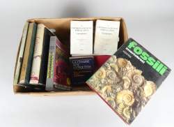 Livre: lot de livres (+/-17livres) dont: Rolex, Cameras, Porcelaines.