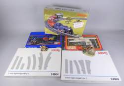 Jouet : Train MARKLIN HO : kit 29177 + 0981 + rails 24904 , 24902 + 5191 (mqe) + 2 maisons