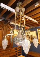 Luminaire: Lustre de style Napoléon III (pt acc fixation) en bronze et verre mou