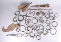 Africain: Lot d'objets en métal ethnographies diverses