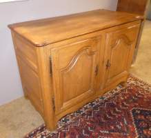 Meuble: Buffet en chataigner -Maie- tablette ouvrante 2 portes 86x118x55cm