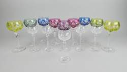 Verrerie : (14) Partie de service de verres en cristal taillé bicolore signé Val Saint Lambert (9pcs) modèle Berncastel circa 1947 + 5 incolores non signé