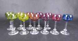 Verrerie : 11 verres en cristal taillé attribué à Val Saint Lambert