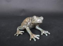 Sculpture : Bronze patine brune - Grenouille - signé CHENET Pierre