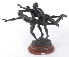 Sculpture : Bronze à patine verte - au But les Trois Coureurs - signé BOUCHER Alfred