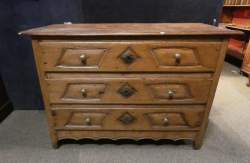Meuble : Commode en chêne (rest) fin 18eS