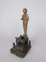 Asiatique : Sculpture ancienne en bronze patiné et en partie doré - Phra Malai visitant l'enfer - Thailande