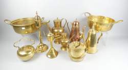 Objet : Ensemble d'objets en cuivre 18 et 19eS (10pces) (lampe à huile à refixer)