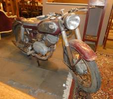 Véhicule : Moto Zündapp modèle Elastic 250 (ds l'état , à restaurer , fournie sans papiers) circa 1954 245cc n° série 926267