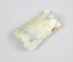 Bijou : Amulette Cigale probablement en jade (acc)