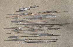Africain : Lot de lances et pointes de lances