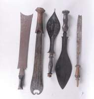 Africain : 5 Glaives Luba , Yaka...