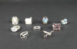 Bijou : 9 bagues en argent serties de pierres dont labradorite