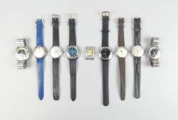 Bijou : Montre bracelet d'homme métal argenté mvt à remontoir (9) (En état) (usures)