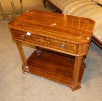 Meuble : table console finition palissandre sur roulettes 2e moitié 20eS