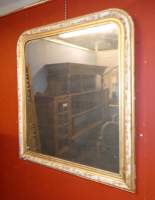Meuble : miroir doré patiné (usures)