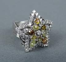 Bijou: Bague -Etoile- en or blanc 18K sertie de 43 diamants taille brillant inco
