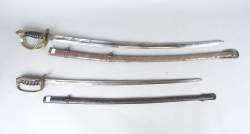 Arme : Sabre japonais de sous-officier 20eS + réplique de sabre type 1822 français