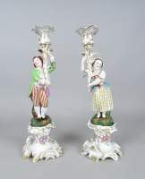 Céramique Paire de bougeoirs Louis-Philippe -Couple-  en porcelaine polychrome r