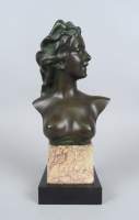 Sculpture : bronze - Buste de jeune femme - signé LAMBEAUX Jef