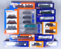 Jouet : Train ROCO HO Wagons marchandises et voitures voyageurs(20)