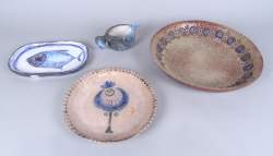 Céramique: 4 objets en poterie de Dour signés BATAILLE M-Marie-Henriette