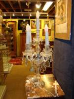 Girandole en verre et cristal taillé 5 branches avec pendeloques en demi-cristal