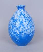Céramique : vase en faïence émaux craquelés (recolle) bleu et blanc BOCH La Louvière D2124(?) F.1046(?)