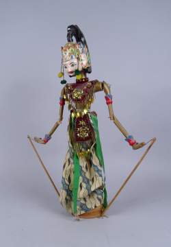 Asiatique marionnette de Bali bois et tissu