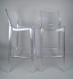 Meuble: Paire de tabourets/ chaises de bar en acrylique transparent H:104cm