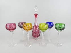 Verrerie : Carafe et 6 verres en cristal taillé de Bohème