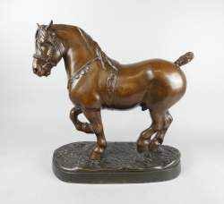 Sculpture : Bronze (pt fêle sur socle arrière) - Cheval Champion de trait belge - signé JOIRE Jean Sculpture : Bronze (pt fêle sur socle arrière) - Cheval Champion de trait belge - signé JOIRE Jean