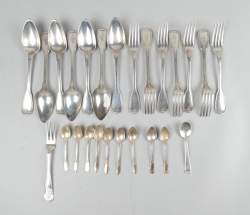 Argenterie : Lot de couverts en argent Argenterie : Lot de couverts en argent