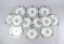 Céramique : 12 assiettes à entremets en porcelaine HAVILAND Limoges à décor Louveciennes de style Louis XVI