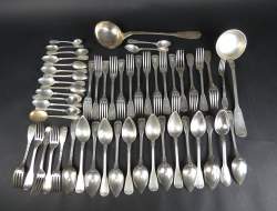 Argenterie : Lot de couverts en argent Argenterie : Lot de couverts en argent