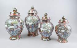 Asiatique : 4 potiches couvertes de Chine à décor de scènes d'extérieur