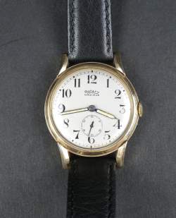 Bijou : Montre bracelet d'homme ROTARY Maximus en or jaune 18K mvt à remontoir (En état)