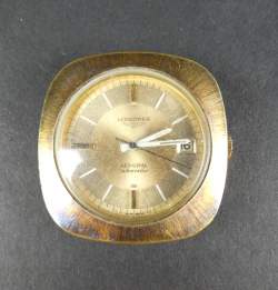 Bijou : Montre bracelet d'homme LONGINES ADMIRAL en métal doré mouvement automatic (en état , usures boitier) avec dateur