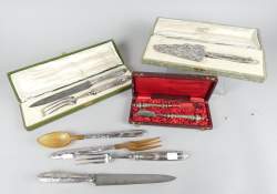 Argenterie : 9 couverts à servir en argent fourré Argenterie : 9 couverts à servir en argent fourré