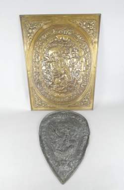Objet: Bouclier et plaque en cuivre -Henri II- 65x45cm -SPQR- 88x66cm