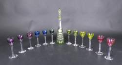 Verrerie : Carafe et 12 verres à liqueur en cristal taillé Val Saint Lambert