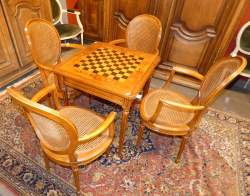 Meuble : table à jeux en bois décor de marqueterie + 4 chaises
