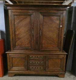 Meuble: Important 2 corps en chataignier 19eS